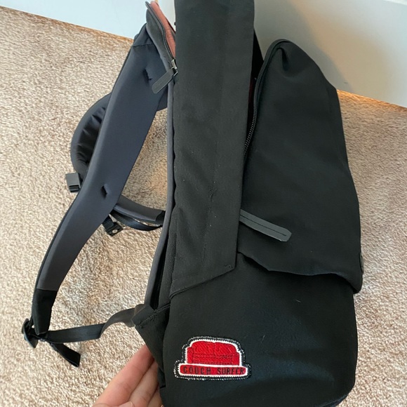 Bellroy x RVCA Classic 22L backpack - Picture 3 of 5
